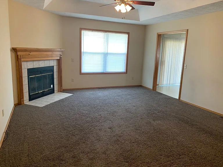 3845 W Roxbury St — Photo 9