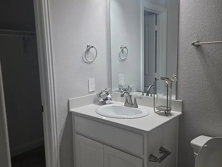 1410 Brindle Dr — Photo 9