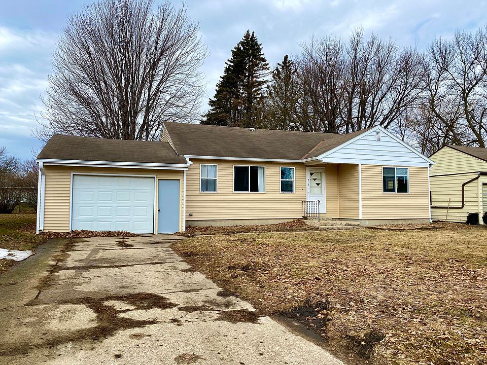 1st image of 715 N 14th St