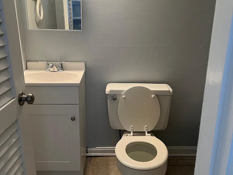 3437 Malabu Cir #B — Photo 15