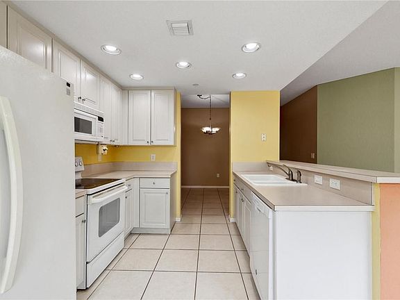 4th image of 7715 Yardley Drive #214