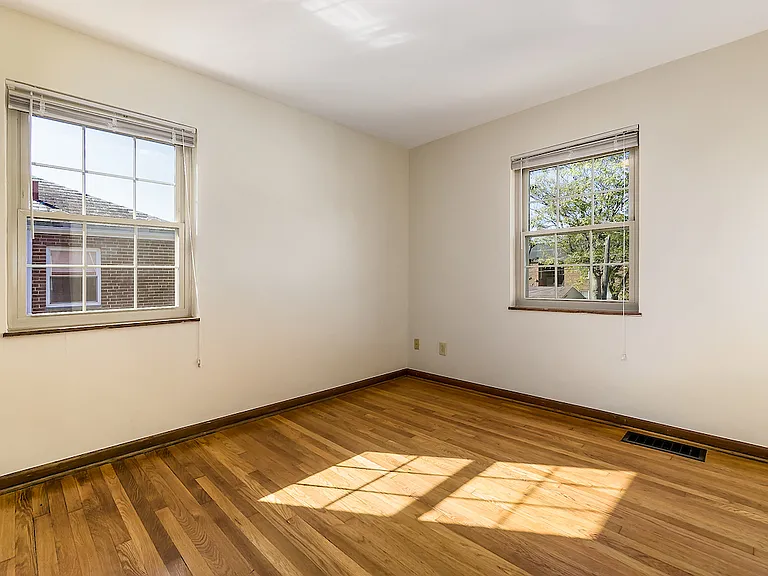 1653 Westwood Ave #D — Photo 11