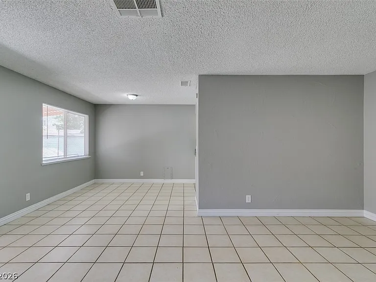 4732 Chantilly Ave — Photo 14