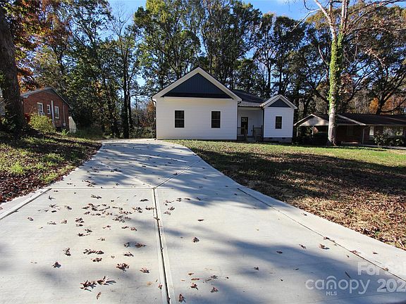 5th image of 606 Berkshire Dr