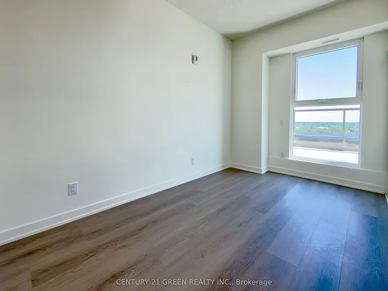 33 Erie Ave #1705 — Photo 10