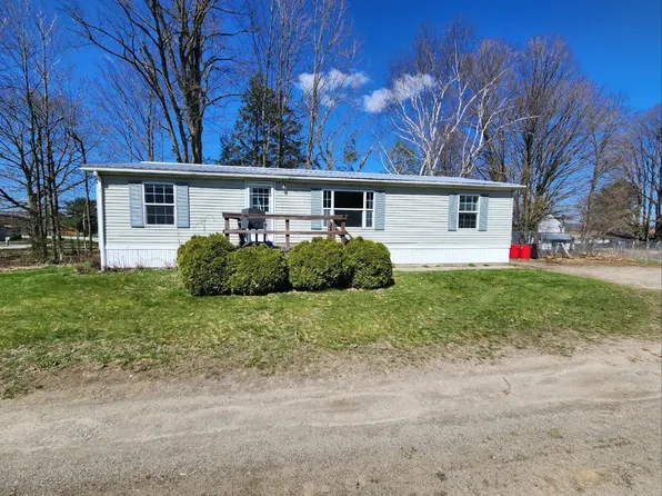 7 Golf Course Road, Richford, VT 05476