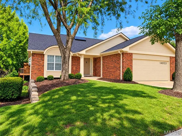 14033 Baywood Villages Dr, Chesterfield, MO 63017