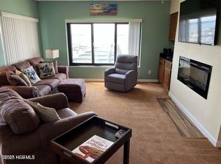 311 Arendell St APT 105, Morehead City, NC 28557