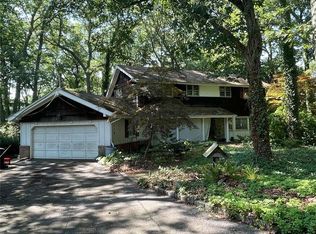 119 Eddy Dr, Huntington Station, NY 11746