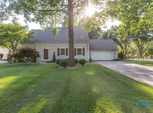 6136 Forest Edge Dr, Whitehouse, OH 43571