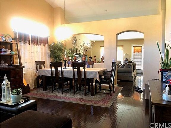 5th image of 7358 Sultana Ave