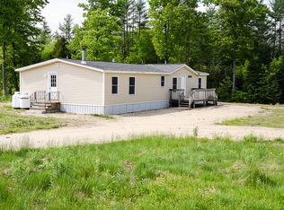 37 Clover Ln, South Paris, ME 04281
