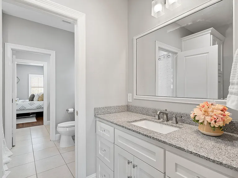 6011 Goodwin Ave — Photo 31