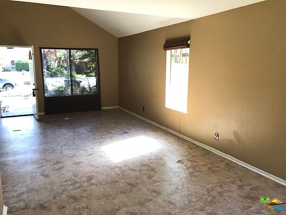 2nd image of 1674 Glenbrock Ln