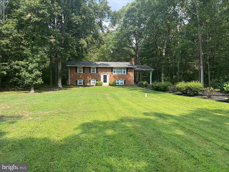 1st image of 3830 Stoneybrook Rd