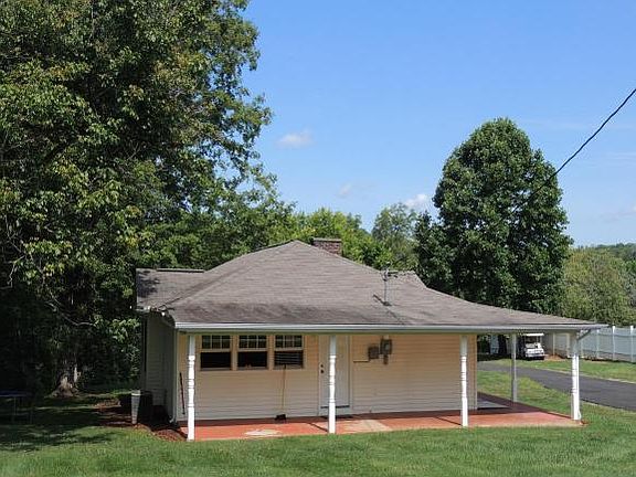 3rd image of 117 Trent Ln