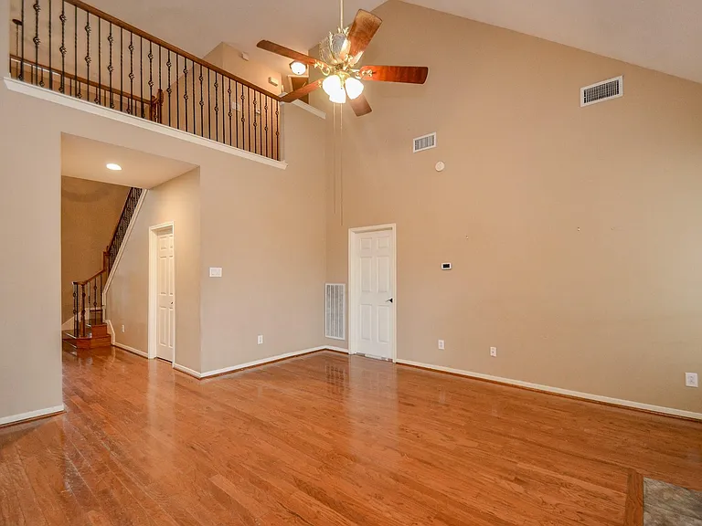 12811 Candace Ct — Photo 13