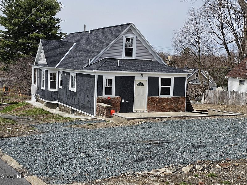 3rd image of 2402 Ave B Extension