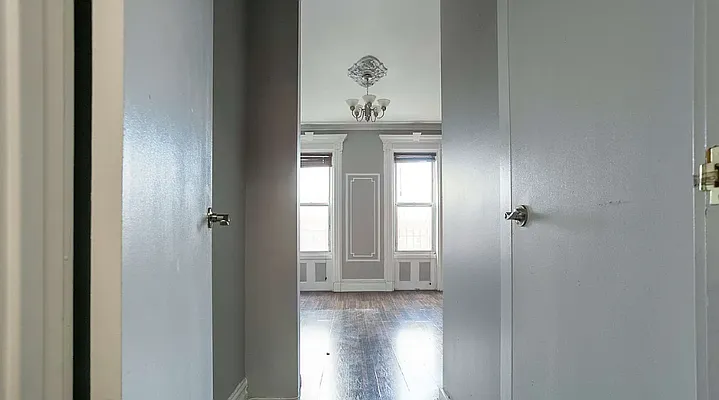 Rented by Nooklyn NYC LLC | media 13