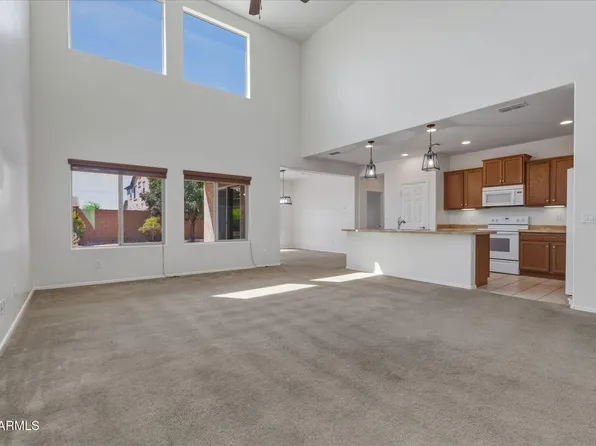 17543 W BUCKHORN Trail, Surprise, AZ 85387