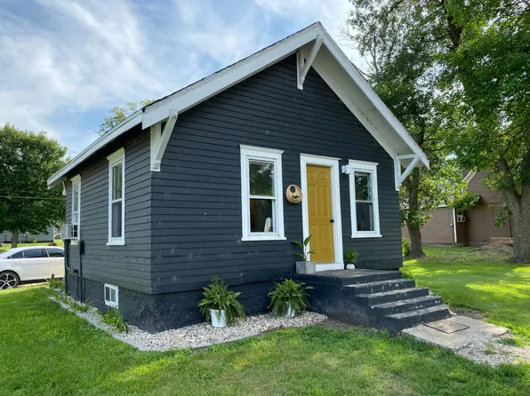 713 1st Ave N, Lake Norden, SD 57248
