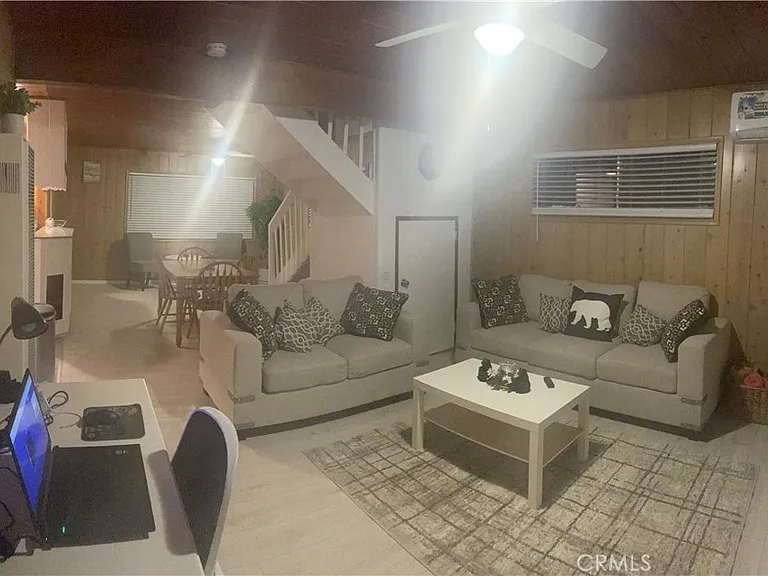 1545 Ross St — Photo 10