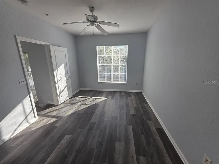 9401 Crescent Loop Cir #203 — Photo 6