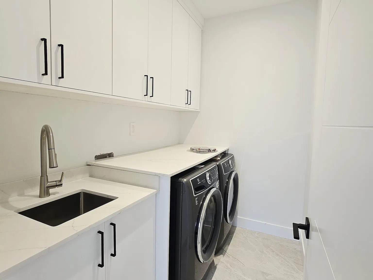3 bed, $3,600 — Photo 2