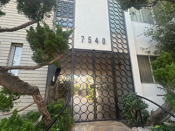 2nd image of 7540 Fountain Ave APT 14