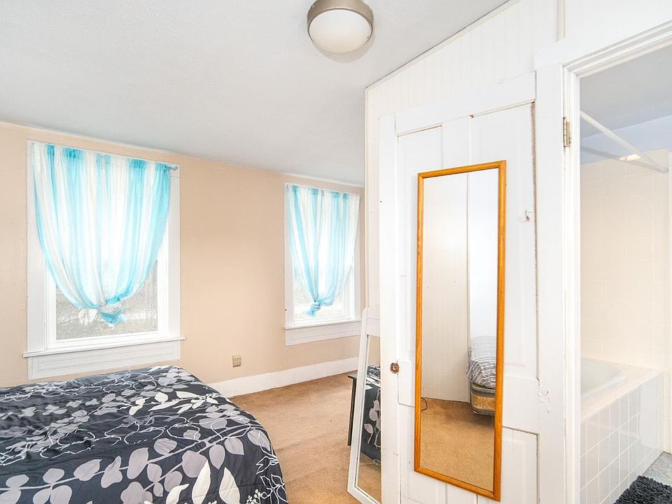 34th image of this home