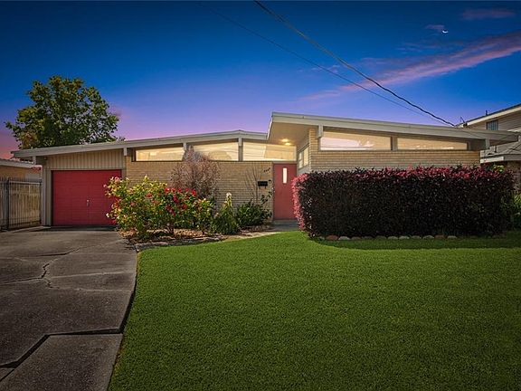 5th image of 2629 Hyman Pl