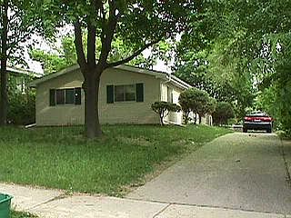 Exterior, 2104 Jackson Pl, summer