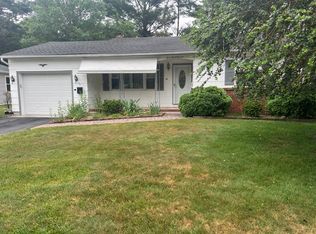 927 Edgebrook Dr N, Toms River, NJ 08757