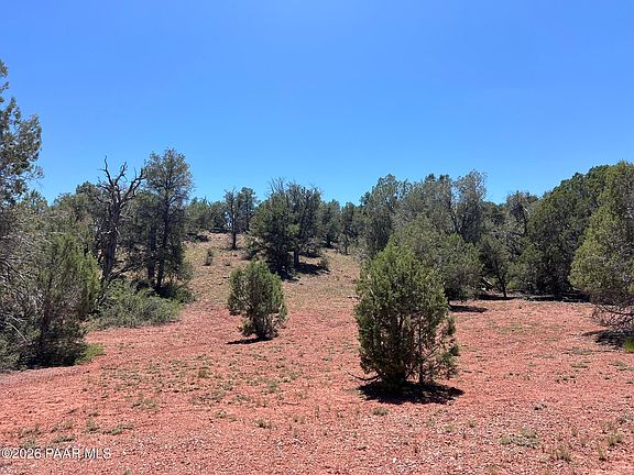 3rd image of 201 W Cathedral Valley Rd