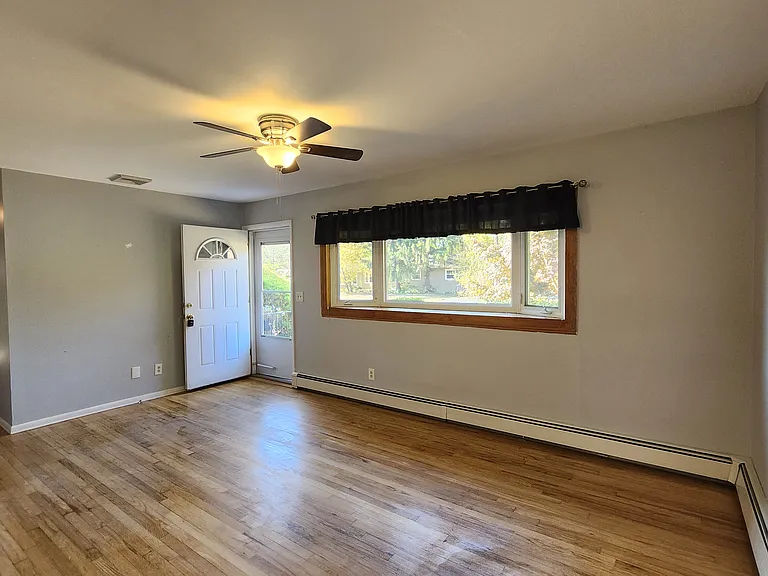 12 Blake Dr — Photo 6