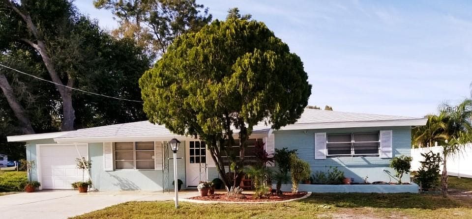 1st image of 4413 Brooksdale Dr