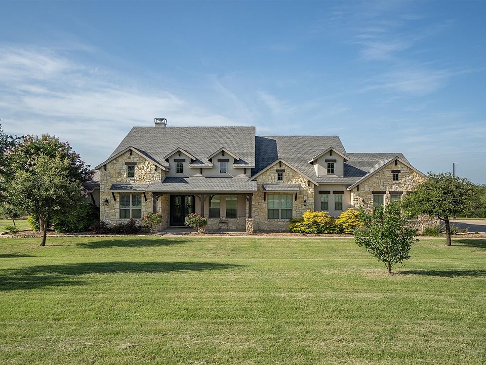 1st image of 115 Quiet Hill Cir