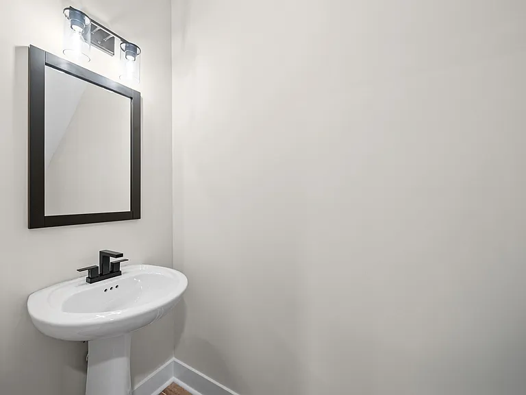 217 Cave St #5-7 — Photo 12