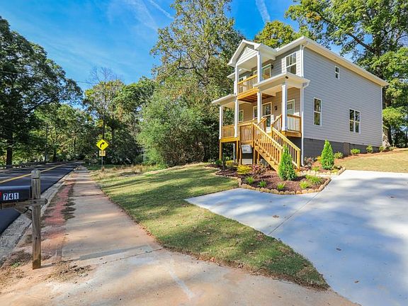 3rd image of 741 McLendon Dr