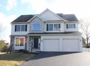 2935 Weaver Rd, Lancaster, PA 17601