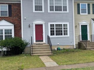 17947 Milroy Dr, Dumfries, VA 22026