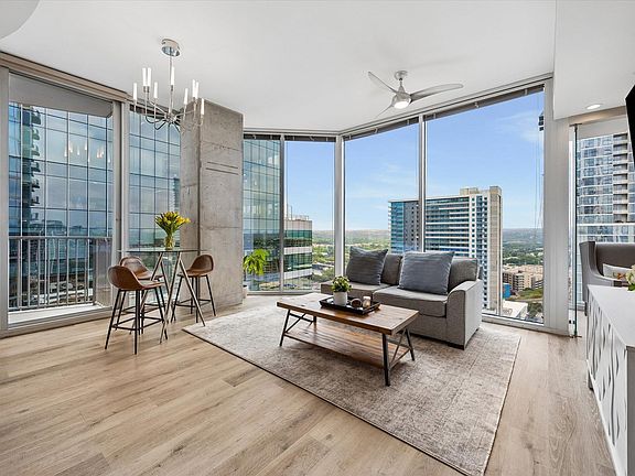 5th image of 360 Nueces St APT 2302
