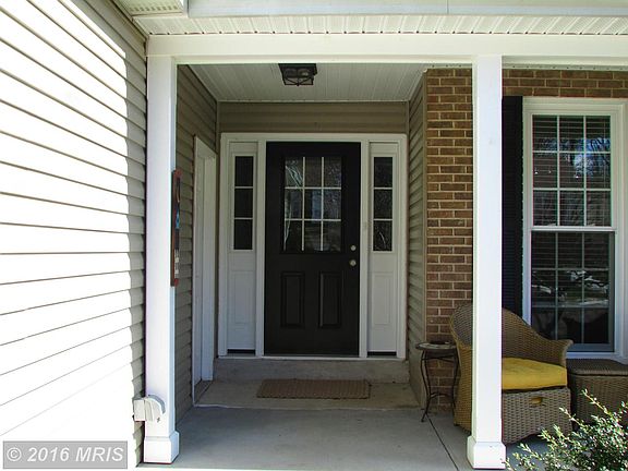 3rd image of 9495 Harrowhill Ln