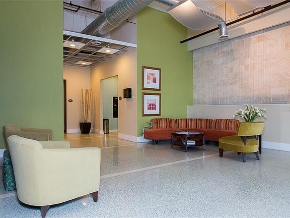 5th image of 175 2nd St S APT 1015