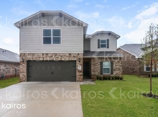 900 NW 4th St, Newcastle, OK 73065
