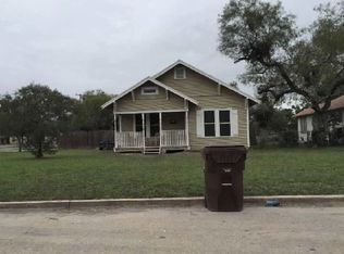 703 W Yoakum Ave, Kingsville, TX 78363