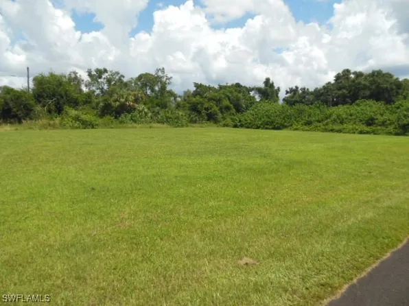 12362 4th St, Fort Myers, FL 33905