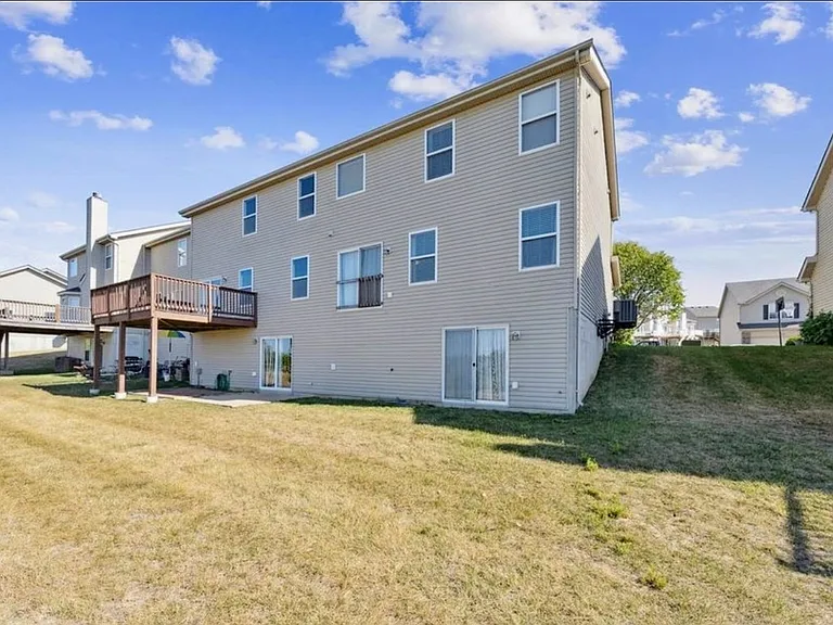 5587 Wavecrest Cir — Photo 19