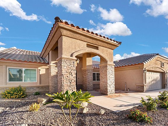 4th image of 5915 E 39th Pl
