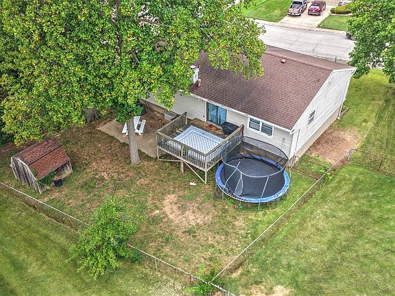 4th image of 163 Bristol Dr
